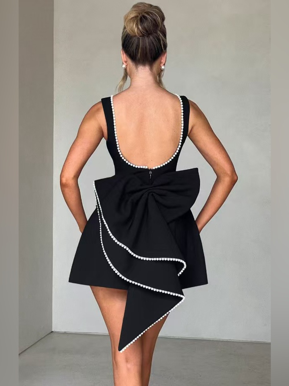 🌈Elegant Black Mini Dress with Pearl Trim and Statement Bow